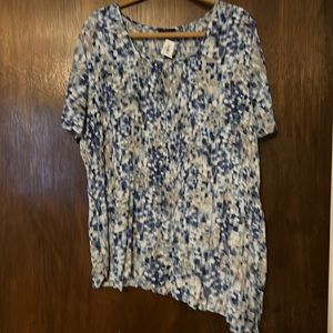 Blue multicolored light weight blouse.